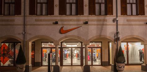 nike schoenen outlet roermond|nike factory store roermond.